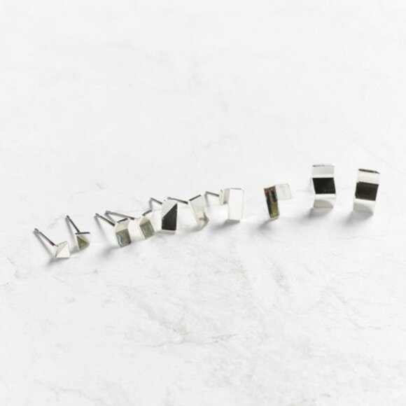 4/$25 Urban Outfitters Phoenix 3D Post Earring Set - Picture 2 of 5